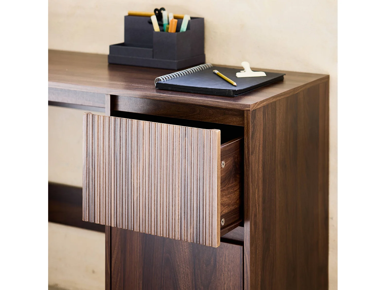 Bureau avec 2 tiroirs noyer LINEAR L 120 x P 48 x H 75cm