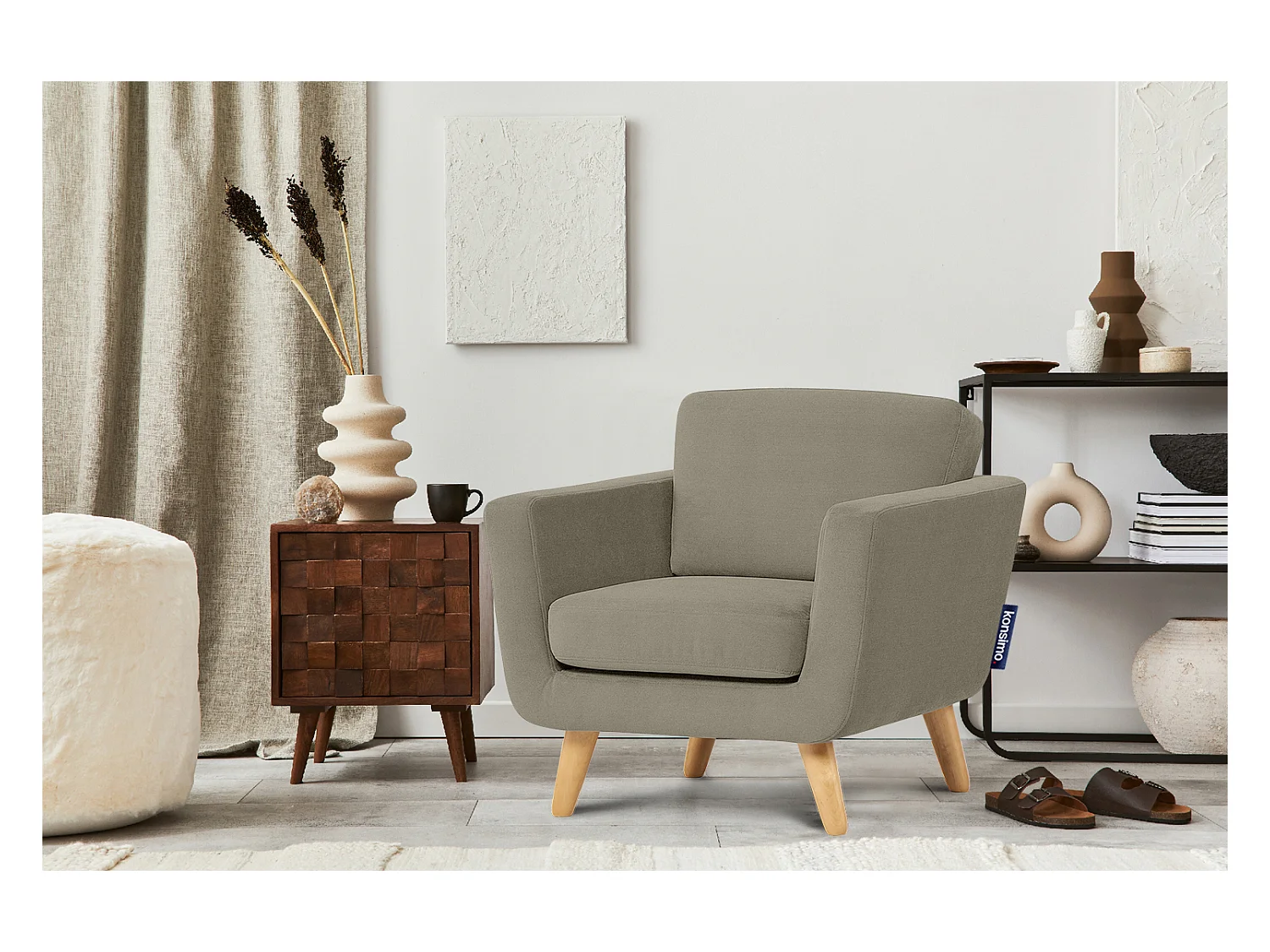 Fauteuil scandinave - pieds en bois massif - Beige - TAGIO