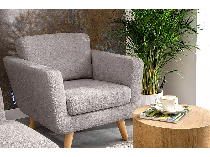 Fauteuil scandinave - pieds en bois massif - gris clair - TAGIO
