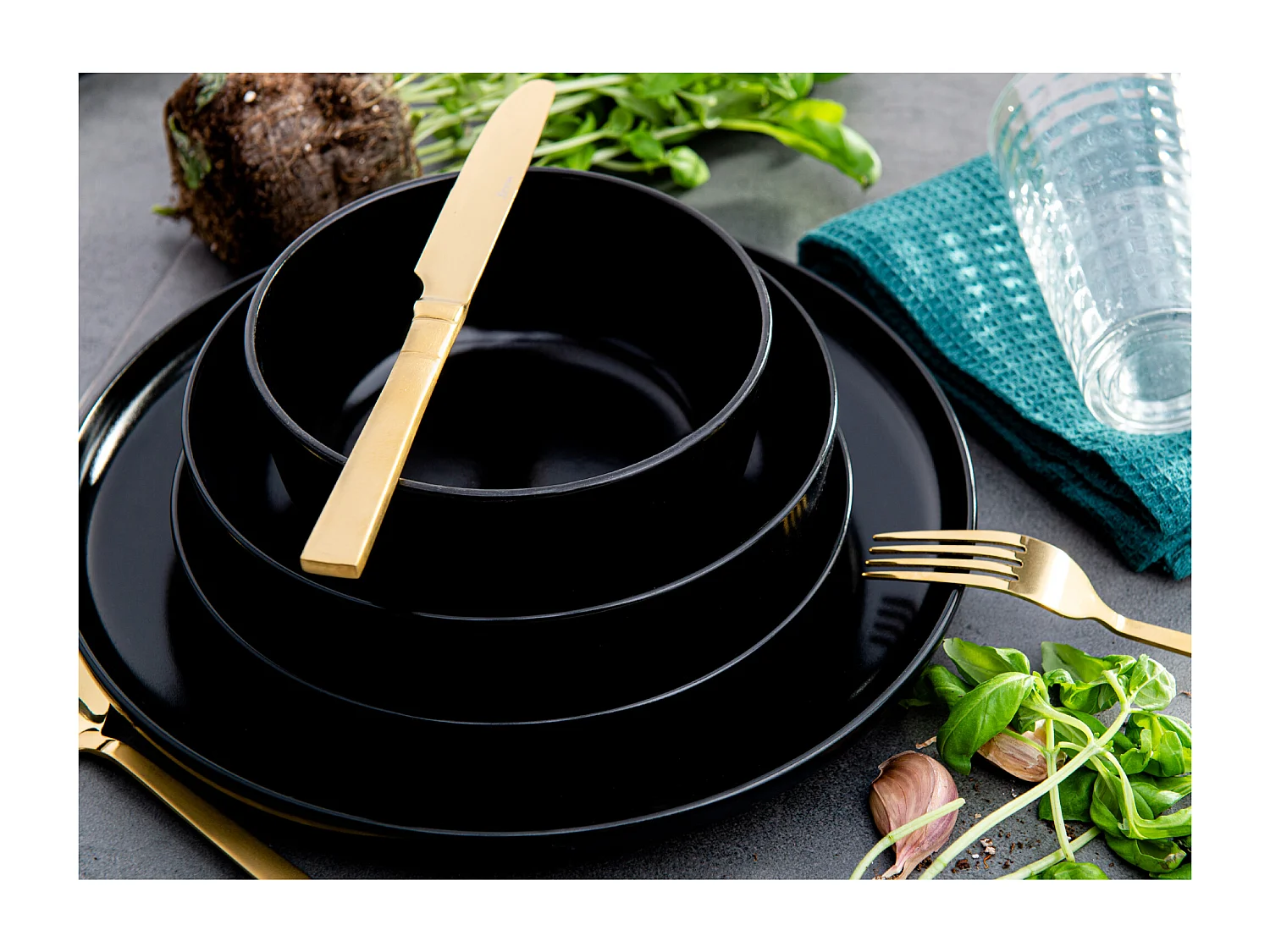 Service de table - Service vaisselle - 6 personnes 24 pièces - Noir - VICTO