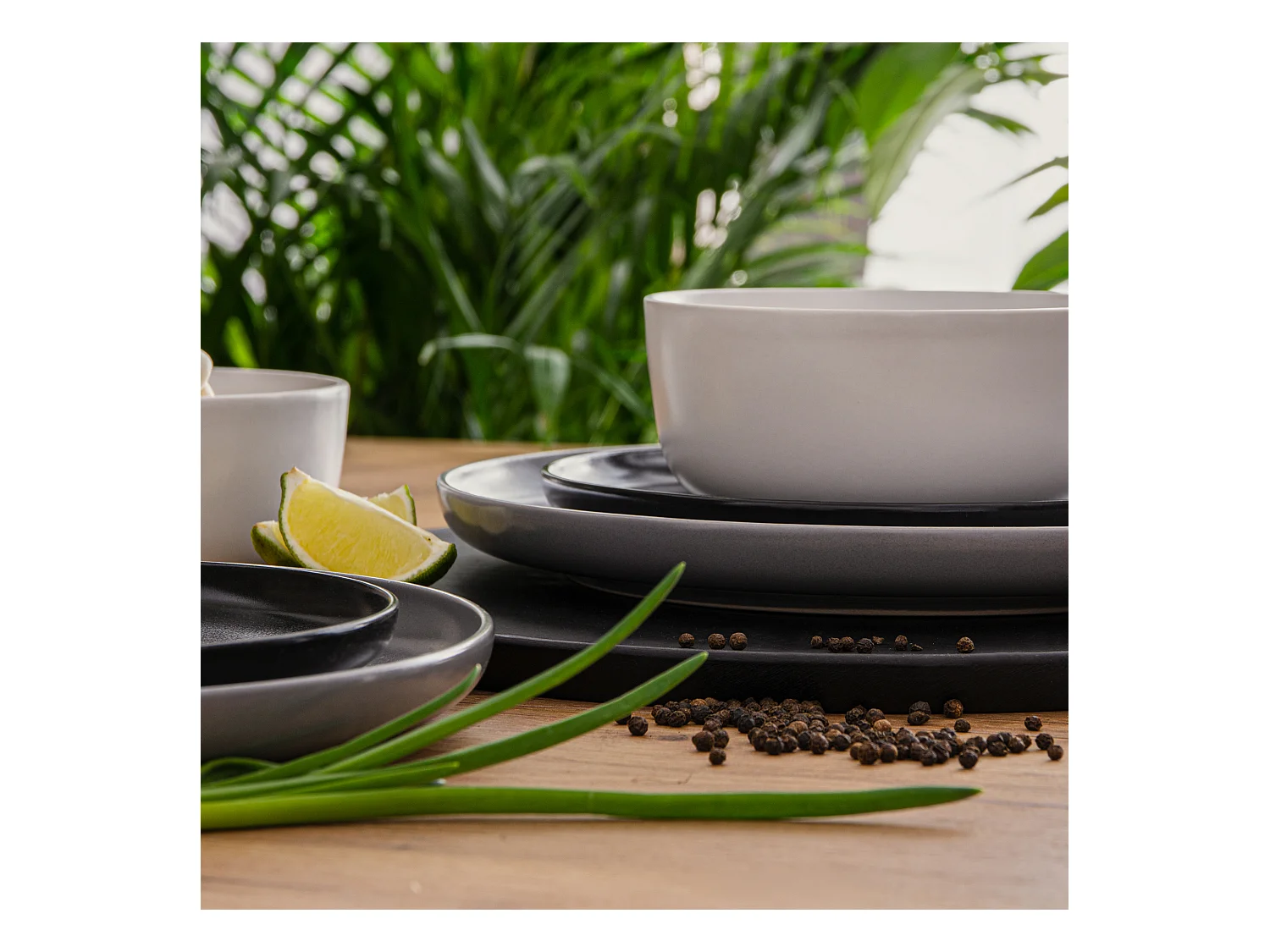 Service de table - Service vaisselle - avec Bol 18 pièces - Blanc, Noir, Gris - VICTO