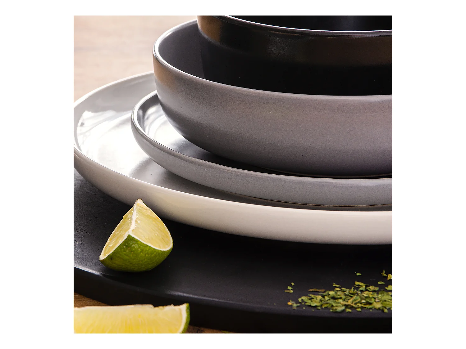 Service de table - Service vaisselle - 6 personnes 24 pièces - Blanc, Noir, Gris - VICTO