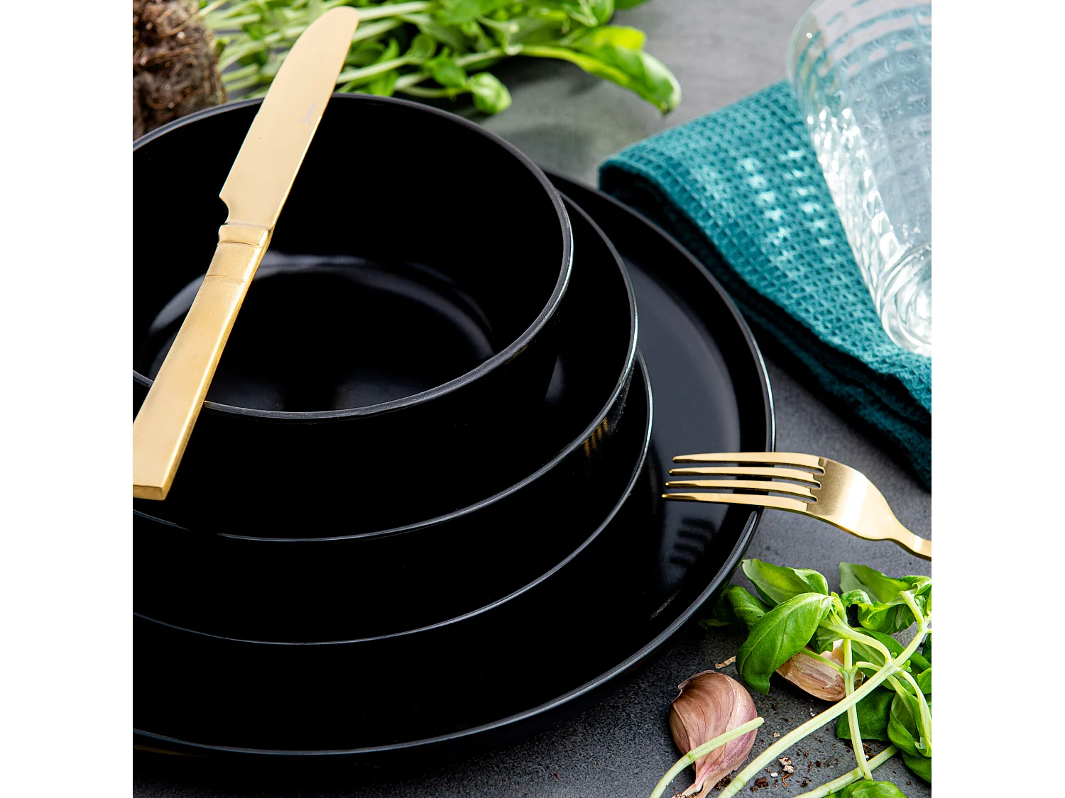 Service de table - Service vaisselle - 6 personnes 18 pièces - Noir - VICTO