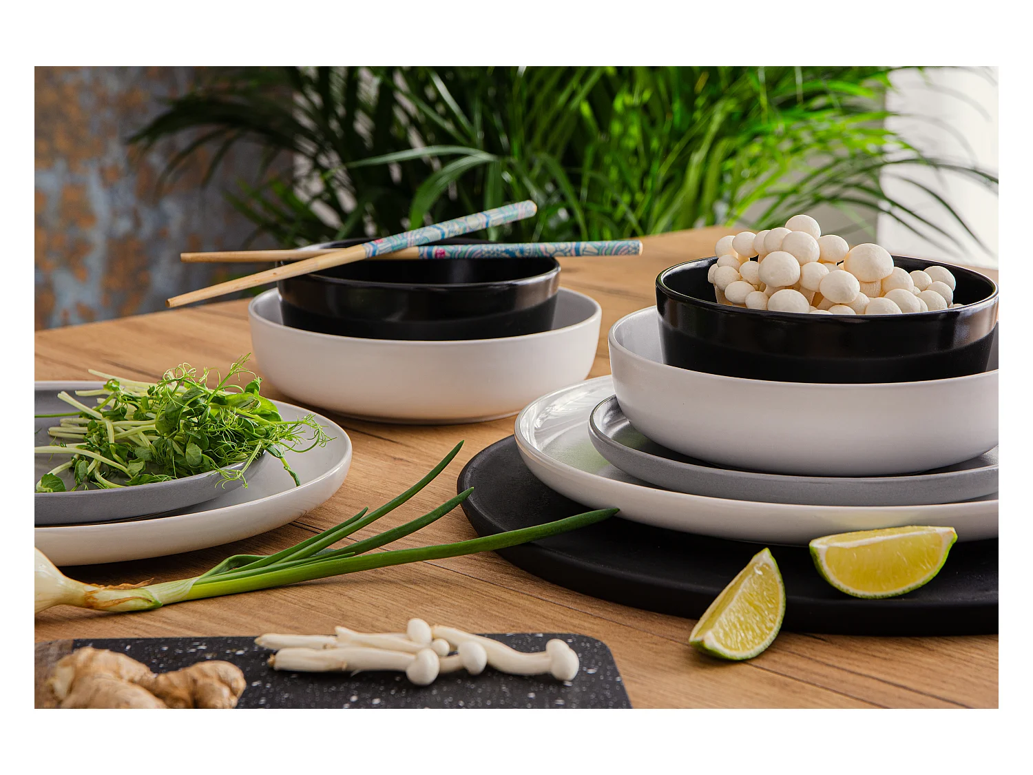 Service de table - Service vaisselle - 6 personnes 24 pièces - Blanc, Noir, Gris - VICTO