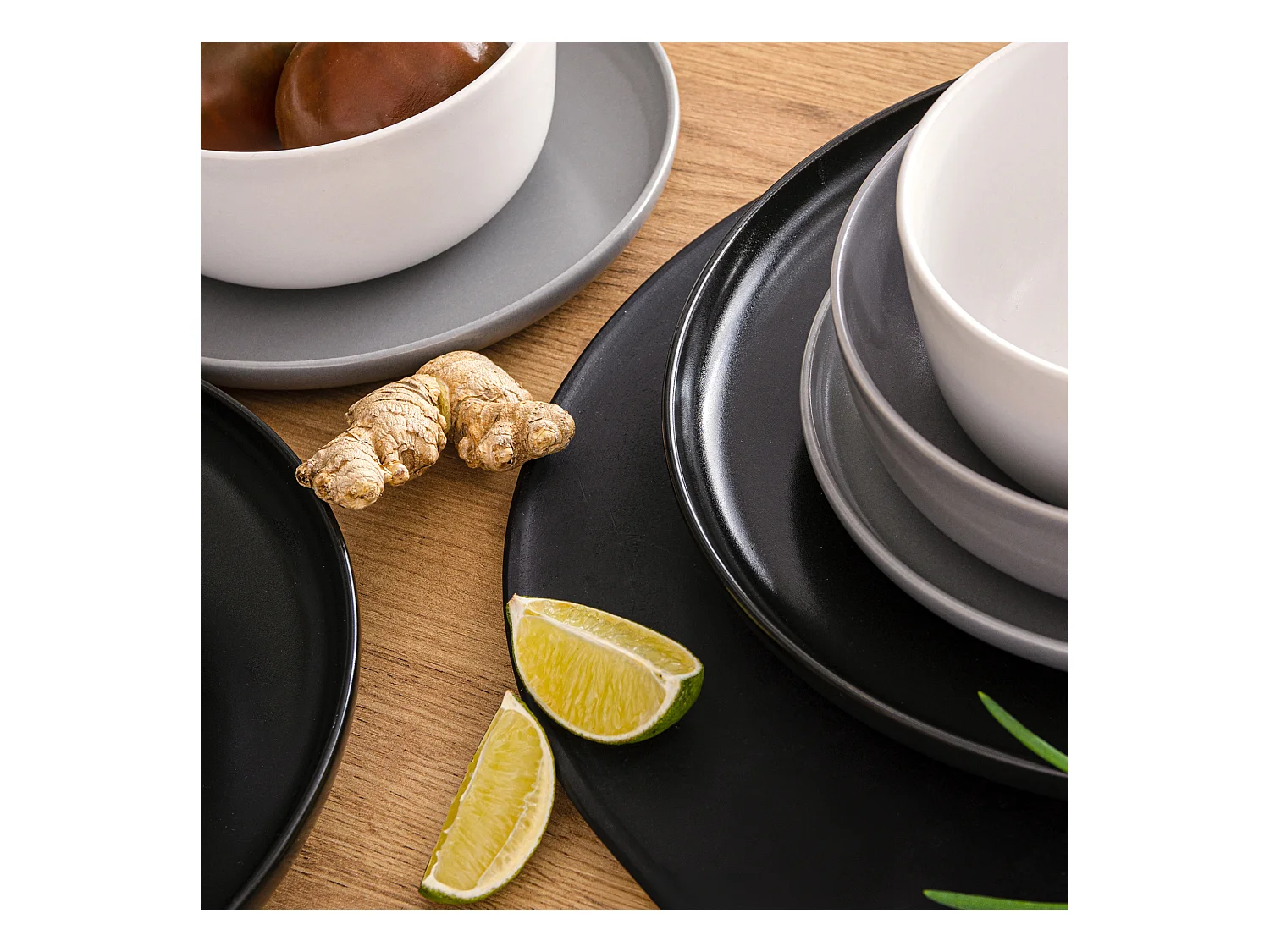 Service de table - Service vaisselle - 6 personnes 24 pièces - Blanc, Noir, Gris - VICTO