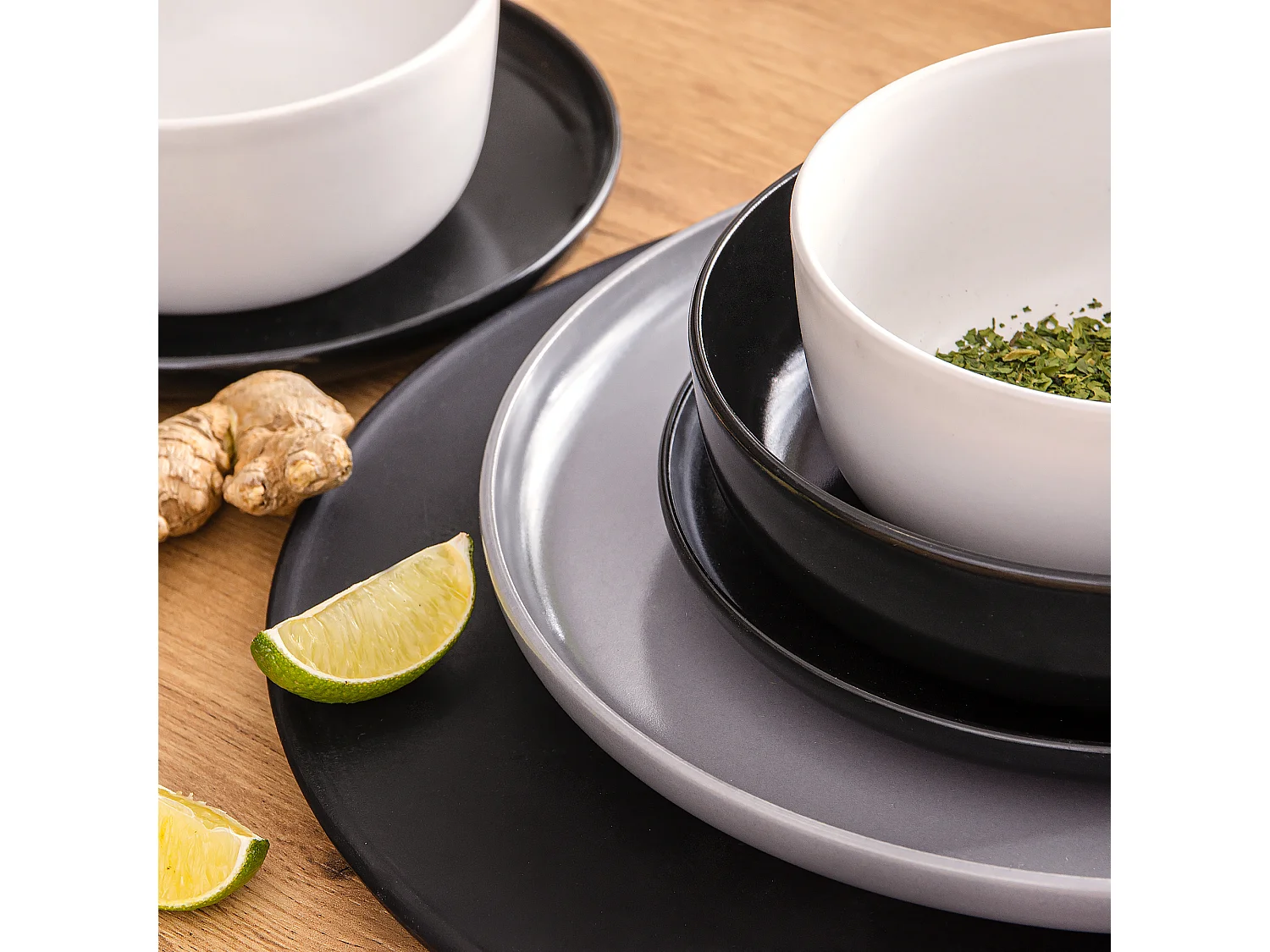 Service de table - Service vaisselle - 6 personnes 24 pièces - Blanc, Noir, Gris - VICTO