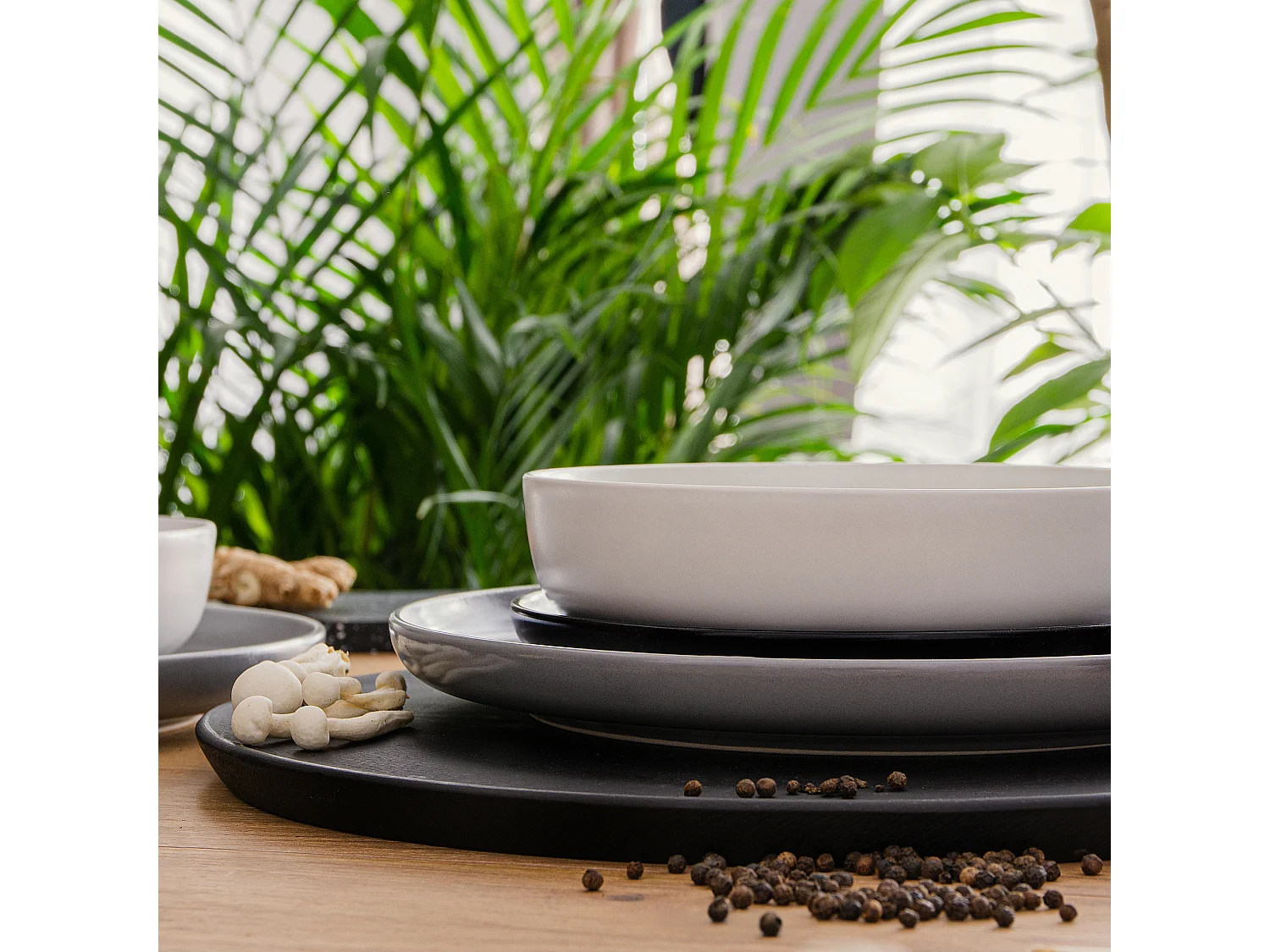 Service de table - Service vaisselle - 6 personnes 18 pièces - Noir, Gris, Blanc - VICTO