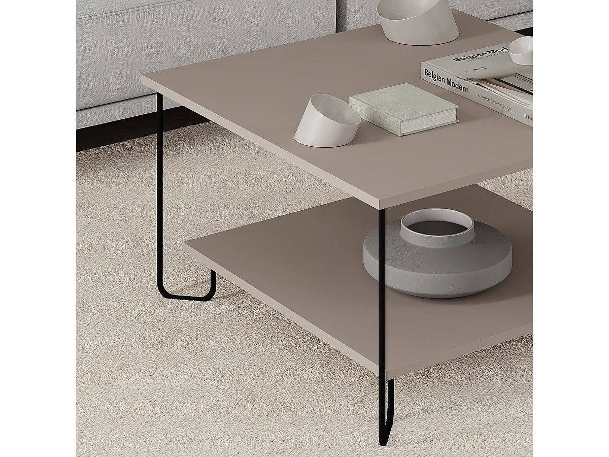 Quadratischer Couchtisch mit Metallfüßen L80 cm – TONKA