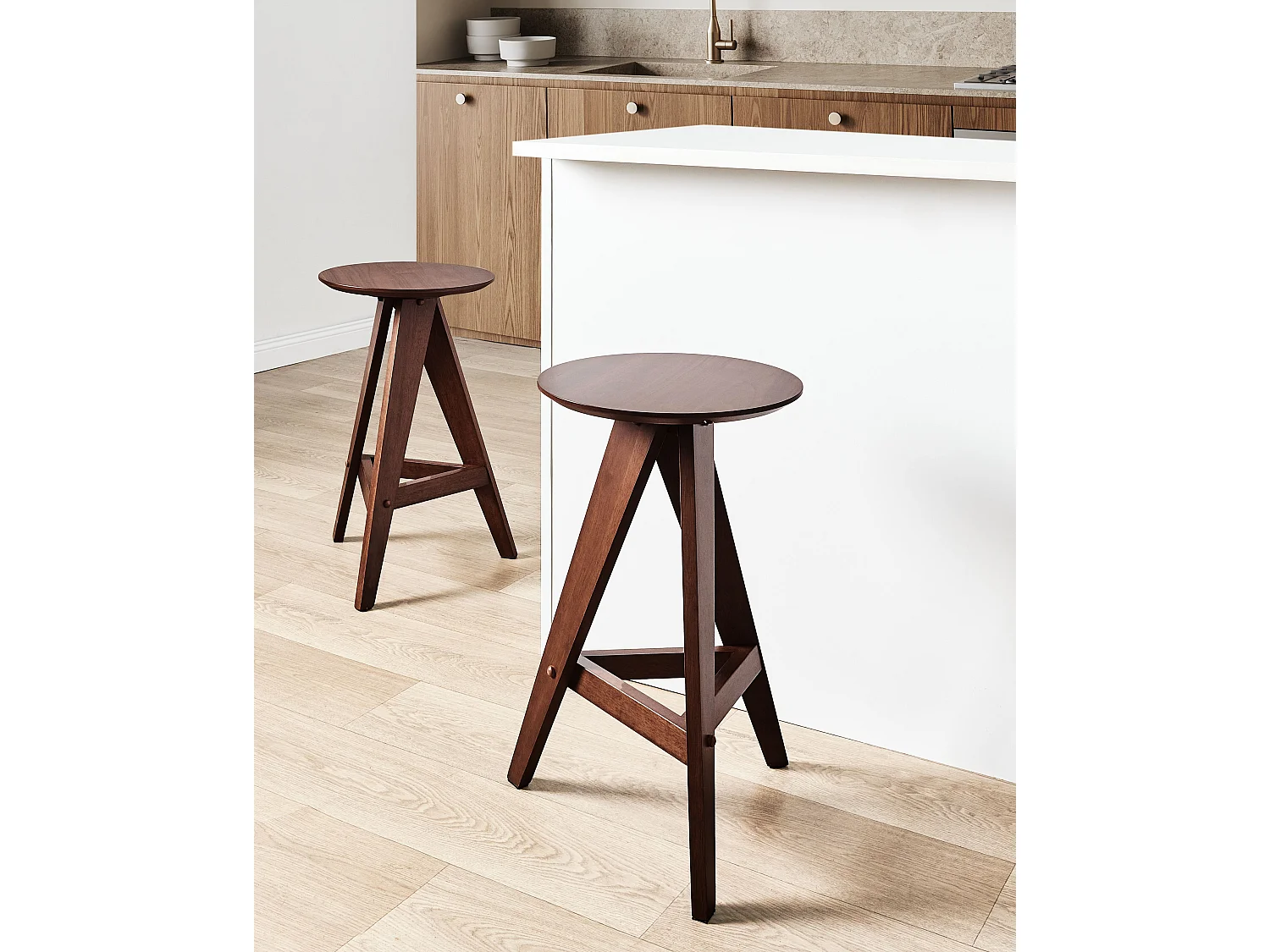 Set of 2 Bar Stools AROMA Wood Brown