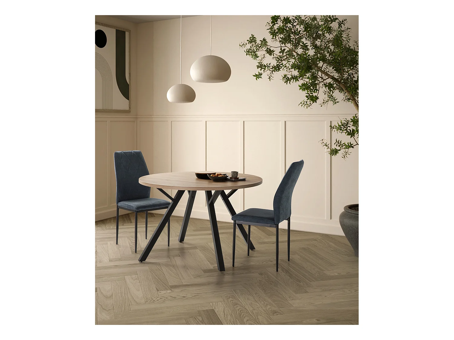 Table ronde pour 4 personnes 120x77 cm