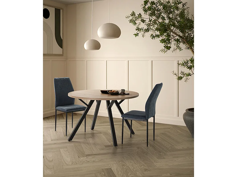 Table ronde pour 4 personnes 120x77 cm