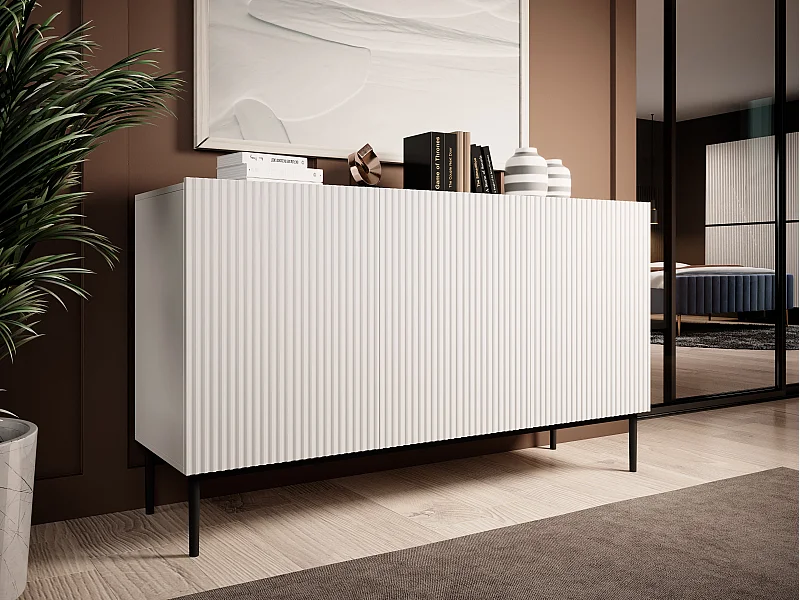 Weißes 3-türiges Sideboard mit schwarzem Metallfuß 150x45 cm