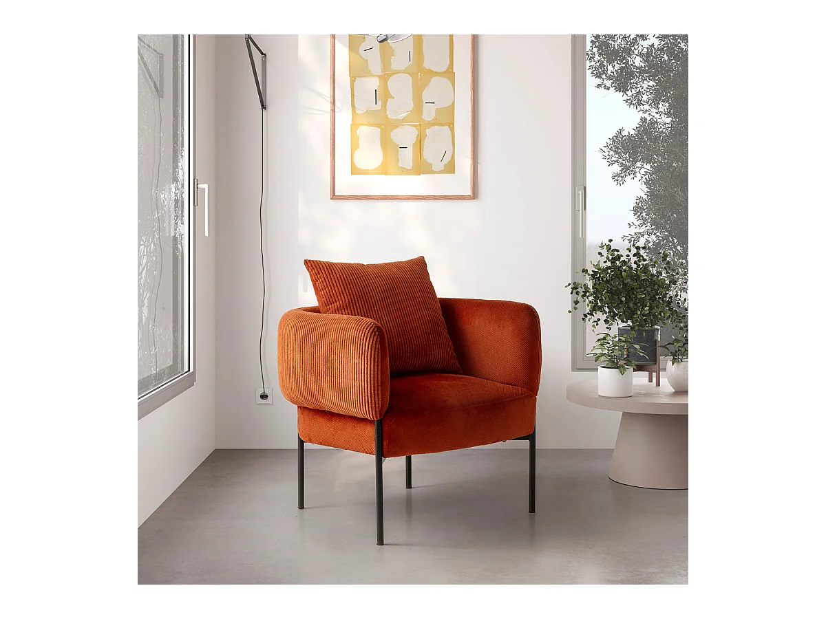 Poltrona de veludo com pernas de metal 70x61 h72 cm