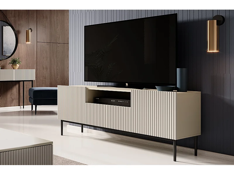 Móvel TV de caxemira com 2 portas e 1 gaveta com pé em metal preto 150x45cm