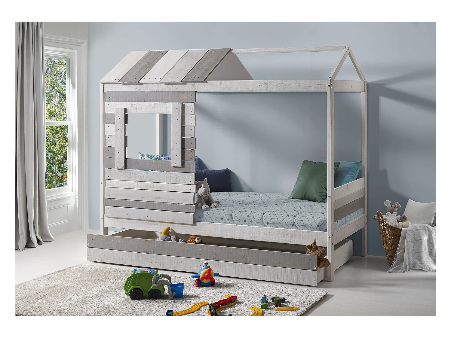 Bett im Hausstil, 200 x 181 cm