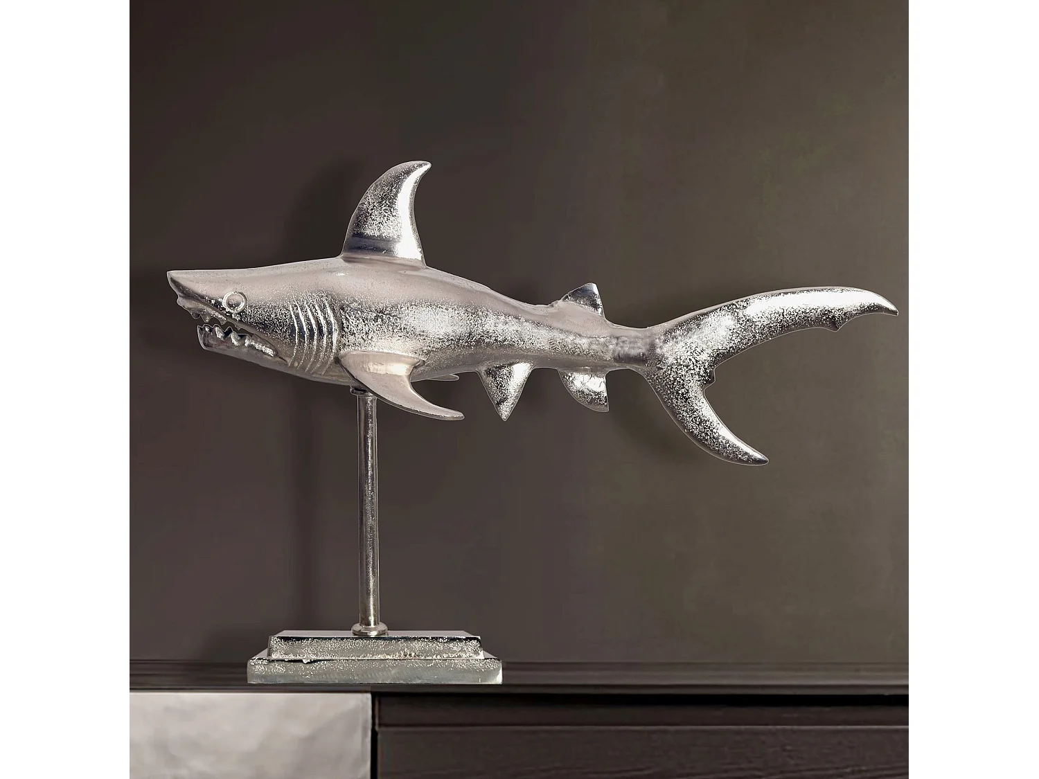 Figurine Requin 70 cm Aluminium Design Marin Moderne Intérieur Sculpture
