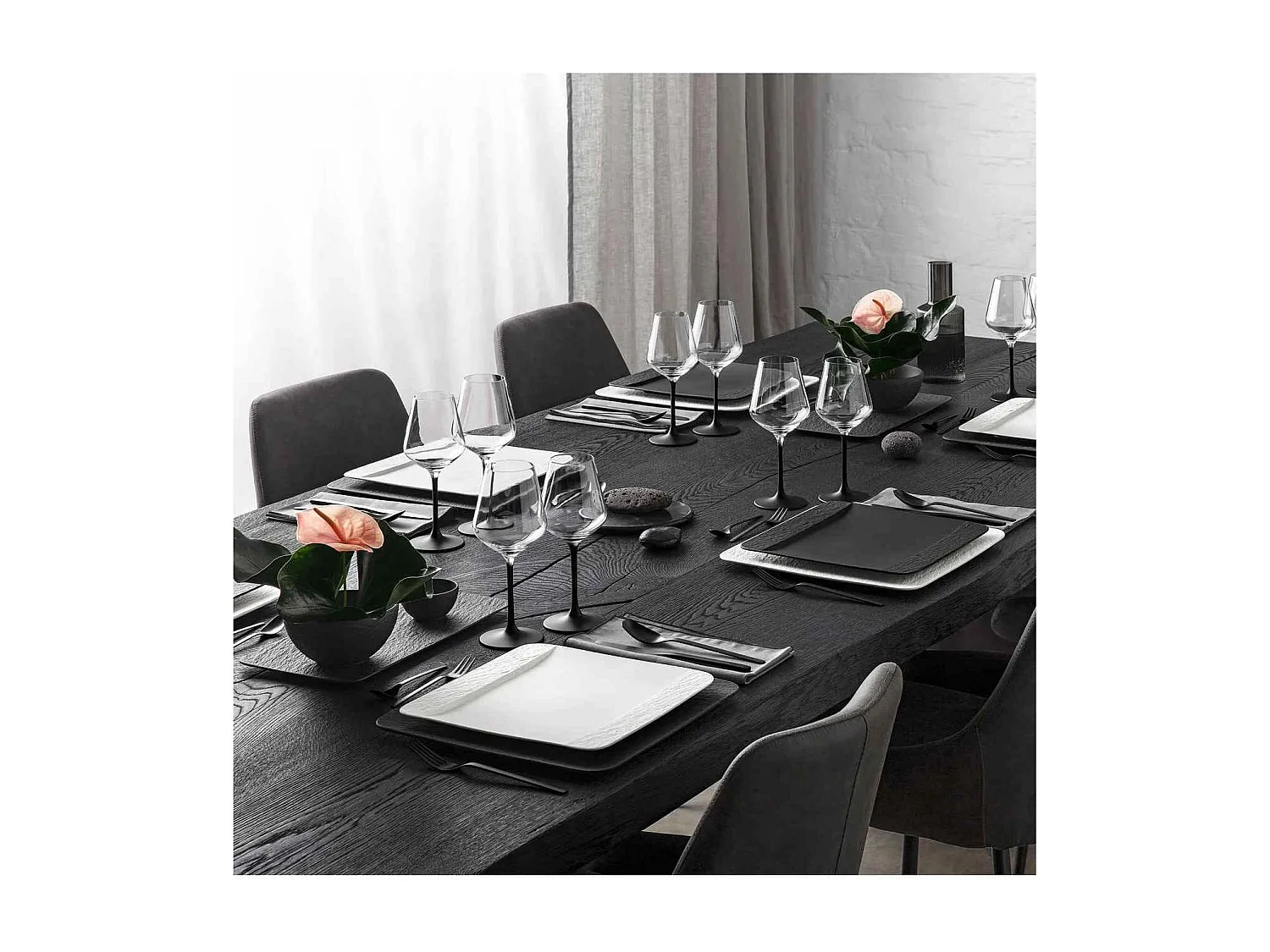 Set de 4 verres à vin rouge en cristal transparent/noir 470 ml, Manufacture Rock