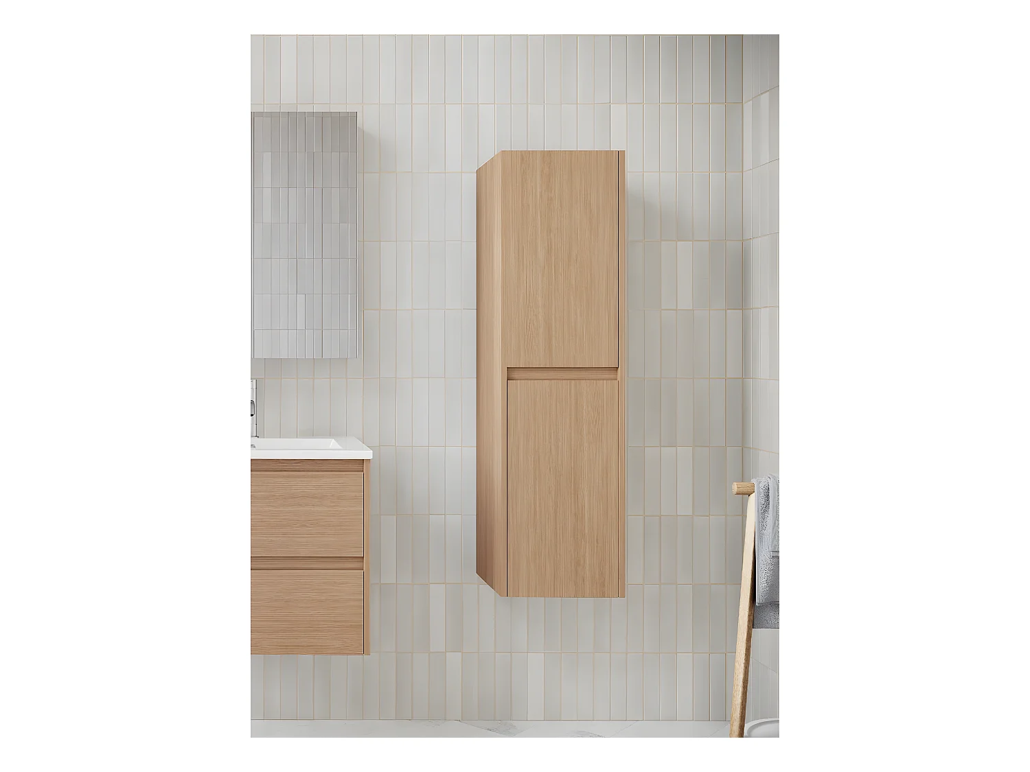 Grande armoire de rangement FORTINA hauteur 120 cm chêne clair