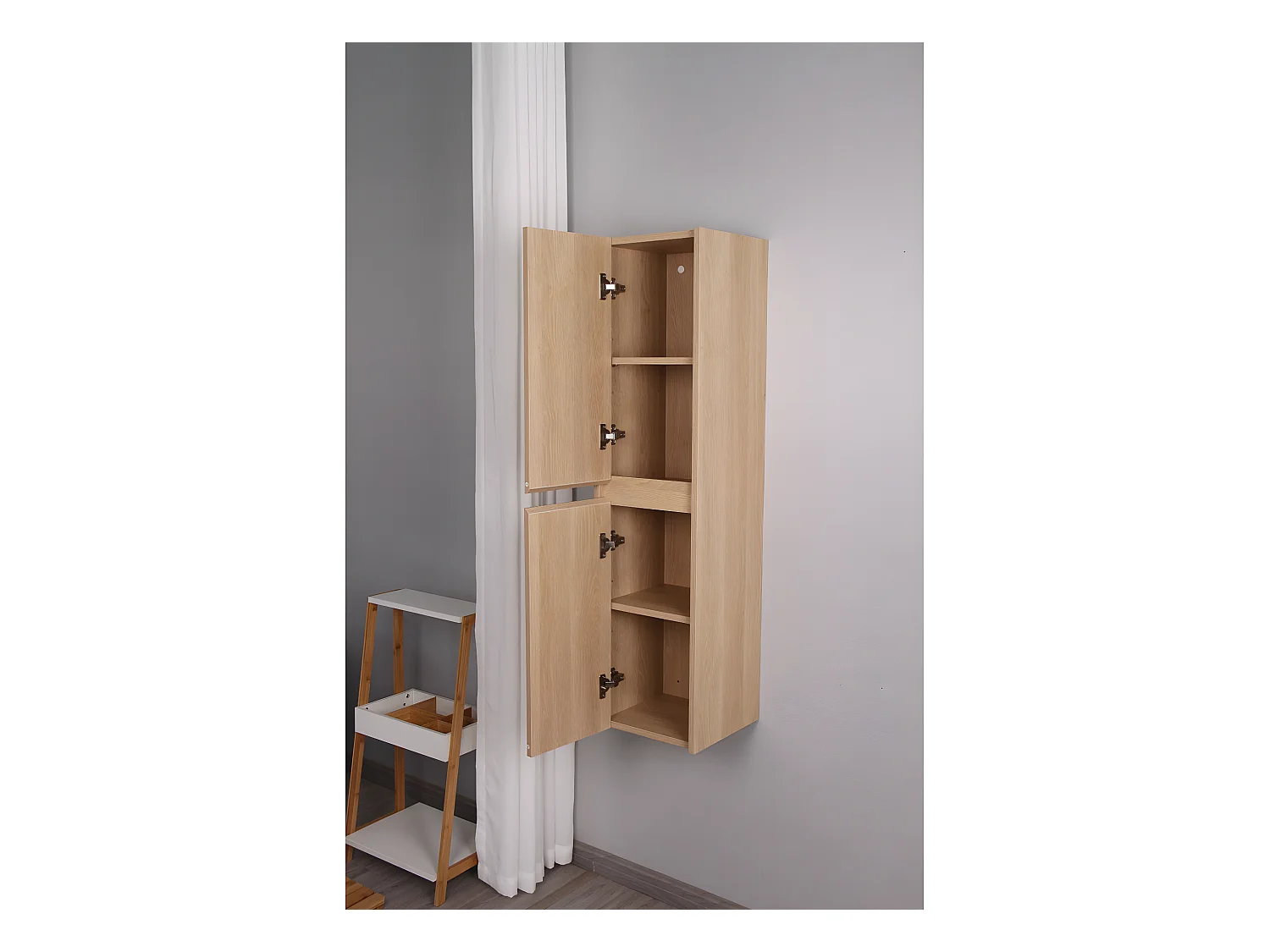 Grande armoire de rangement FORTINA hauteur 120 cm chêne clair