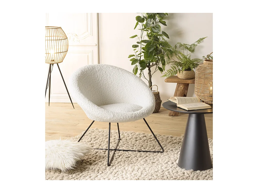AGATHE - Fauteuil tissu bouclette blanc pieds croisés métal noir