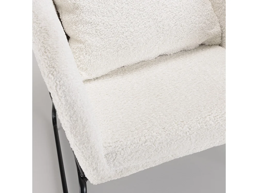 AGATHE - Fauteuil tissu bouclette blanc pieds évasés métal noir