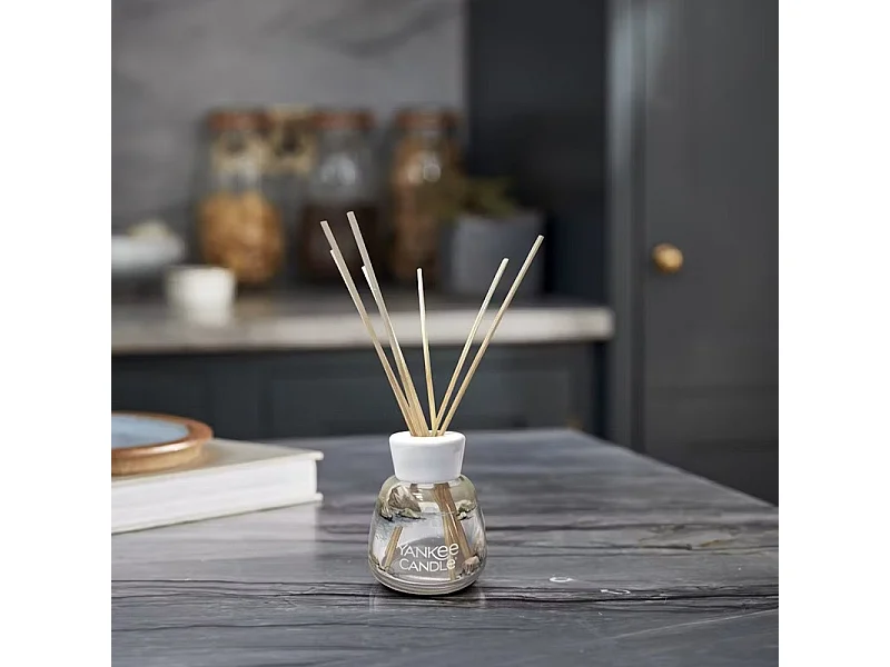 Diffusore per ambiente in vetro, Amber & Sandalwood, 100 ml, Signature