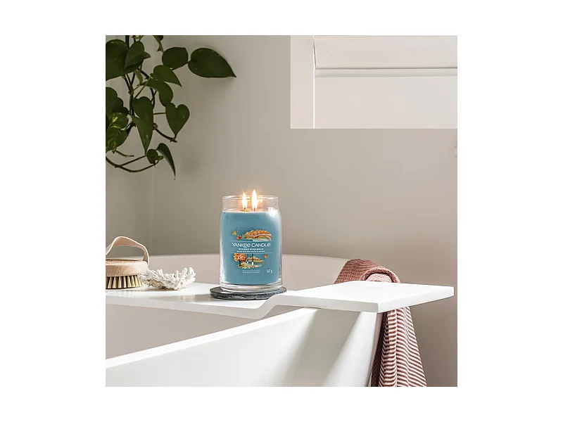 Bougie parfumée en grand pot, Evening Riverwalk, azur 567 gr, Signature