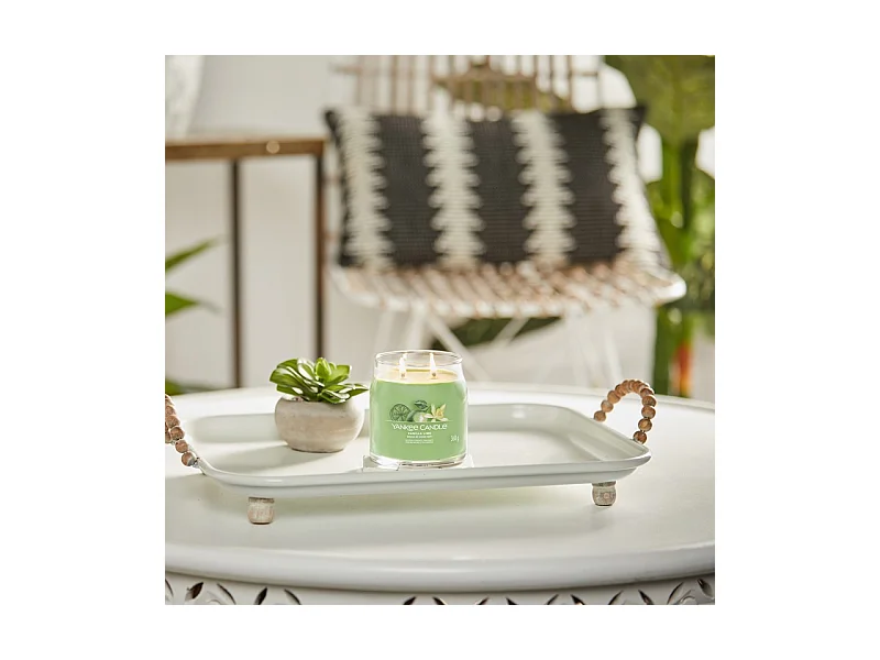 Duftkerze im mittelgroßen Glas, Vanilla Lime, grün 368 gr, Signature