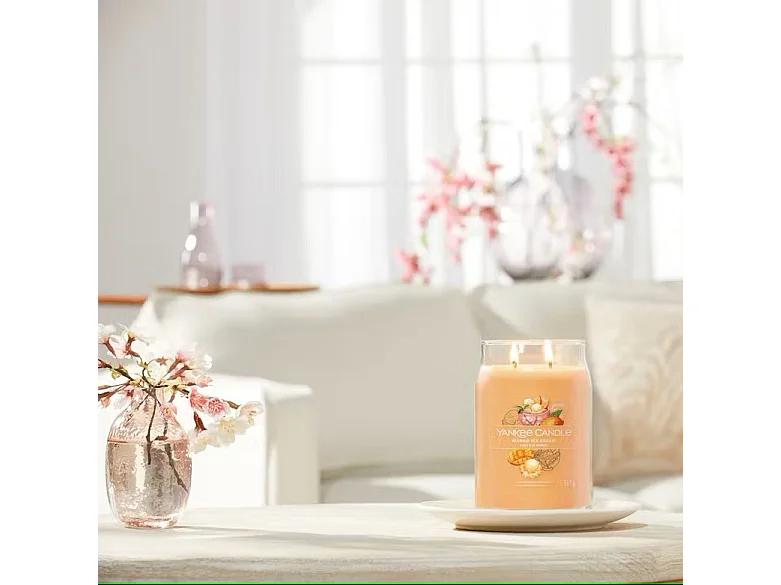 Duftkerze im großen Glas, Mango Ice Cream, orange 567 gr, Signature