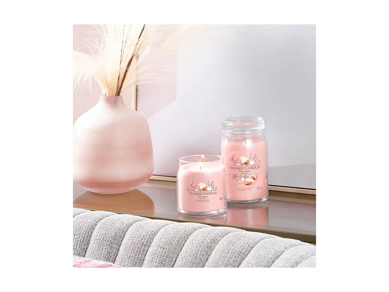 Duftkerze im mittelgroßen Glas, Pink Sands, rosa 368 gr, Signature