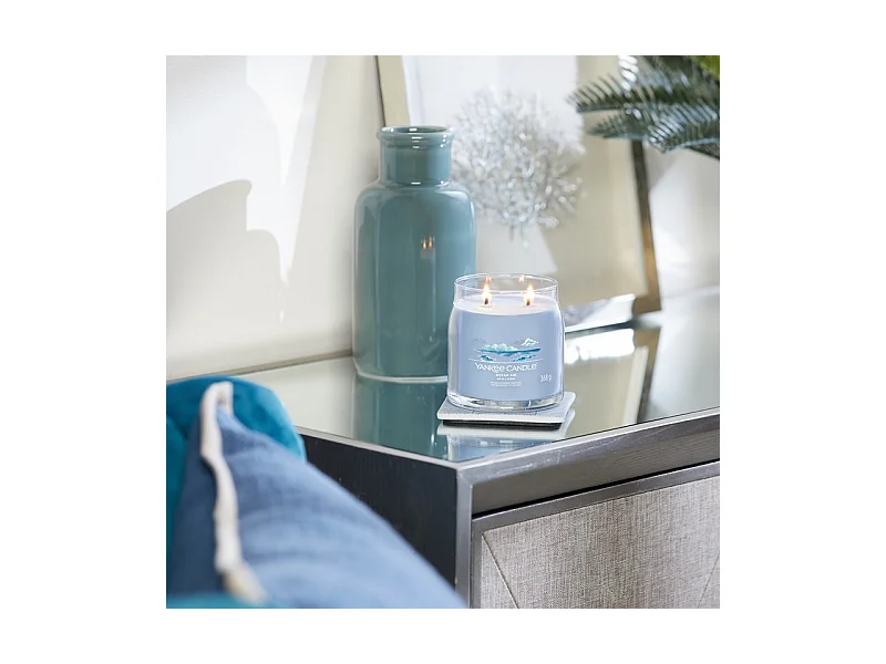 Bougie parfumée en pot moyen, Ocean Air, azur 368 gr, Signature