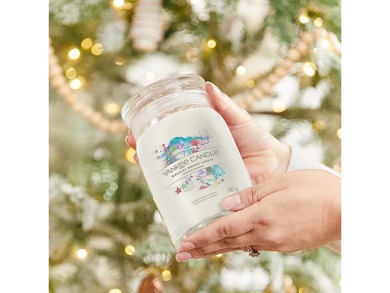 Bougie parfumée en grand pot, Magical Bright, blanc 567 gr, Signature