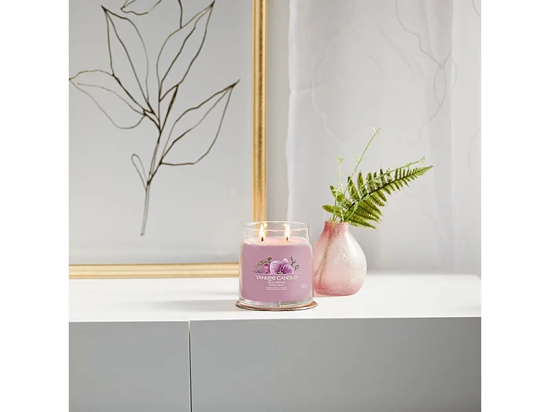 Duftkerze im mittelgroßen Glas, Wild Orchid, rosa 368 gr, Signature