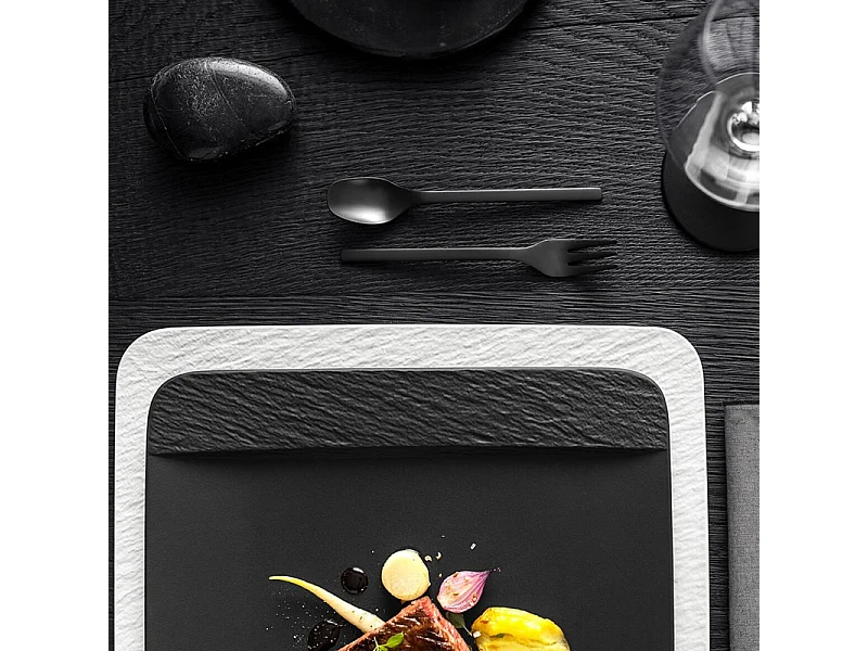 Assiette plate carrée en porcelaine noir L28 cm, Manufacture Rock