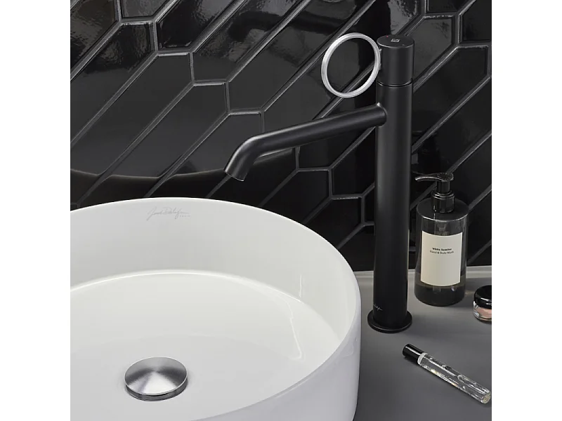 Mitigeur lavabo haut JACOB DELAFON Vivienne noir mat avec bague chromée brossée