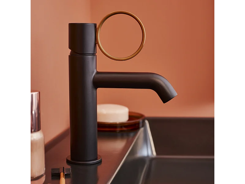 Mitigeur lavabo bas JACOB DELAFON Vivienne noir mat avec bague laiton brossée
