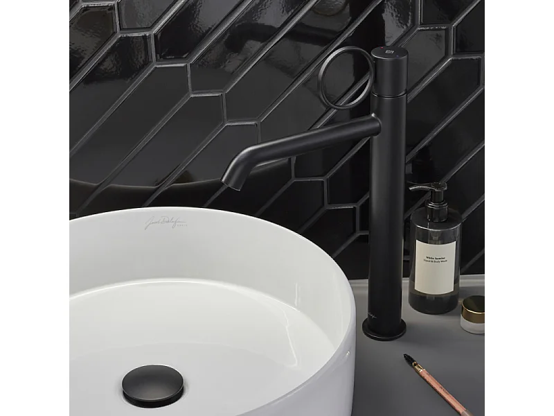 Mitigeur lavabo haut JACOB DELAFON Vivienne noir mat avec bague noire mate