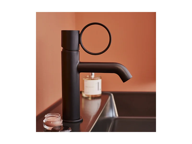 Mitigeur lavabo bas JACOB DELAFON Vivienne noir mat avec bague noire mate