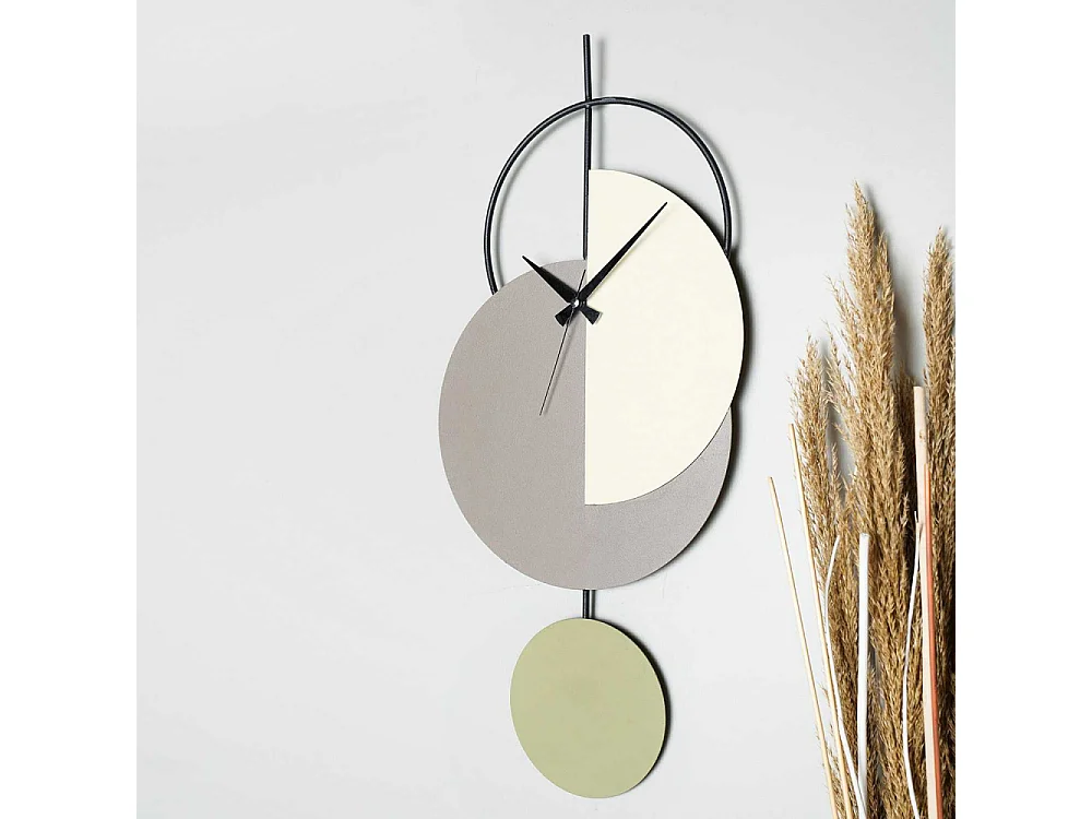 Horloge en métal Madeco