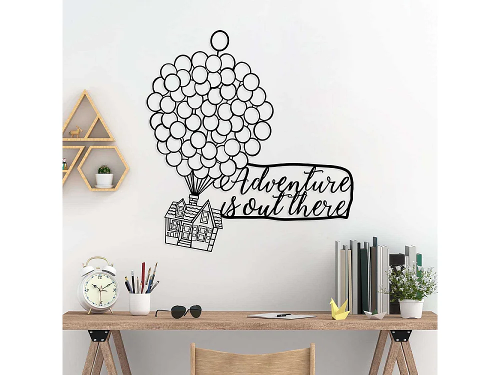 Decoration murale en métal Citation Adventure Is Out There