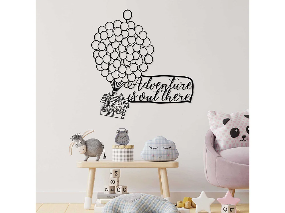 Decoration murale en métal Citation Adventure Is Out There