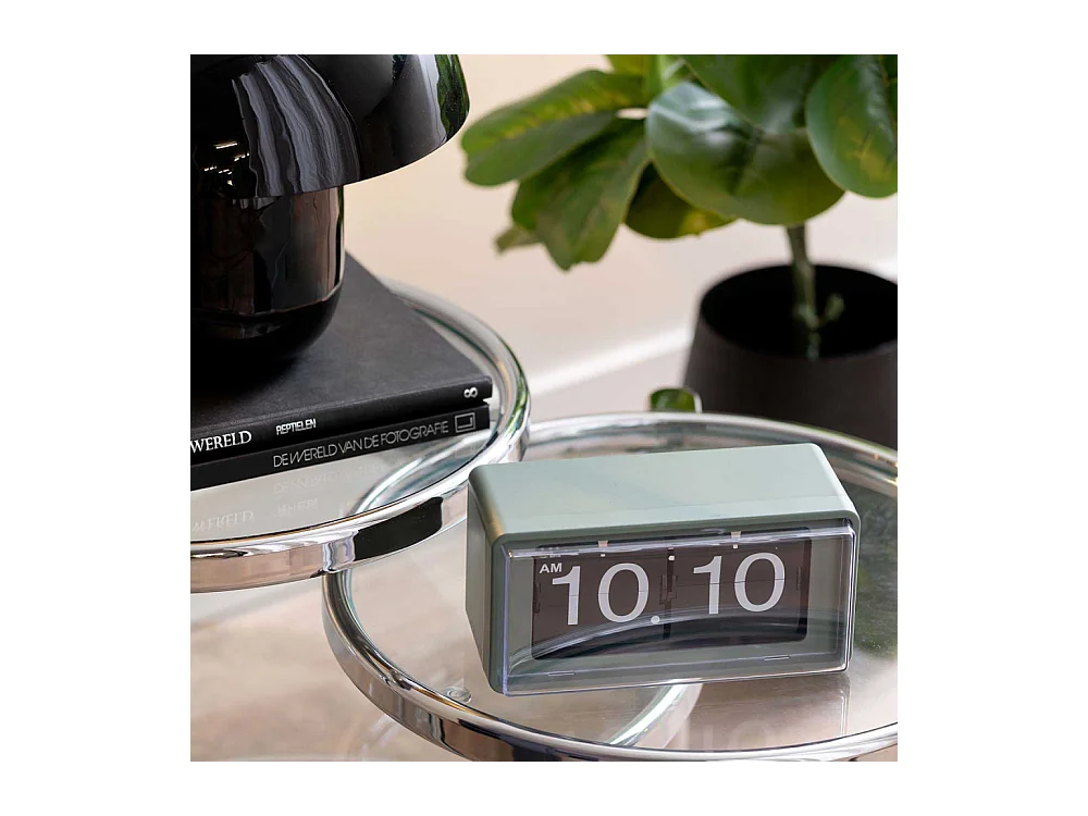 Horloge Clock Retro Boxed Flip