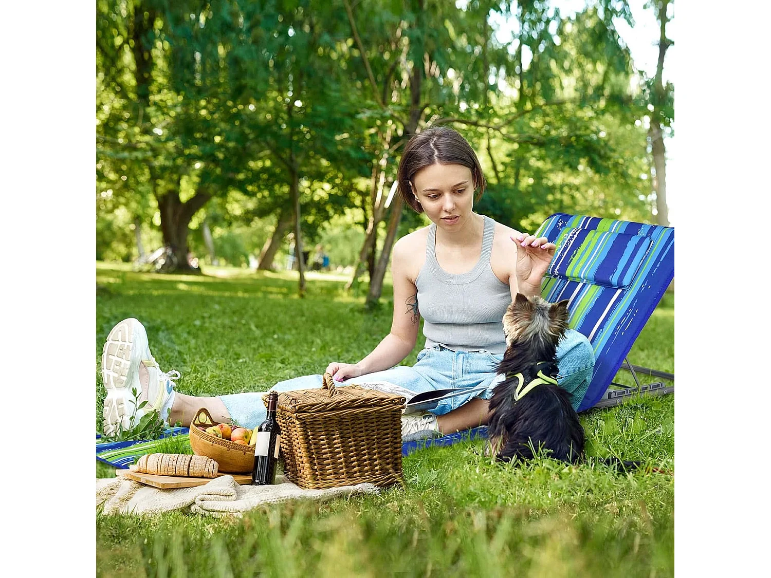 Set van 2 strandmatten met bijzettafel, hoofdkussen en opbergvak, ligmat, opvouwbare zonmat, licht, draagbaar, strandstoel voor het strand (groen) ZB32435