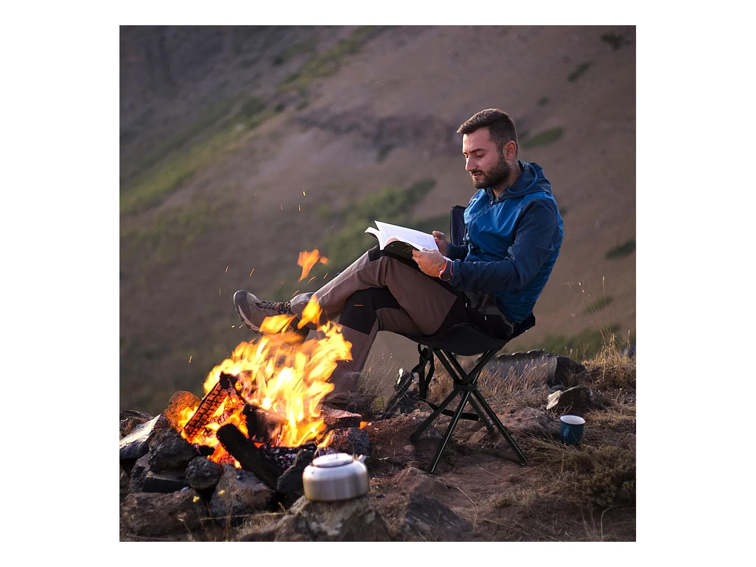 Set van 2 klapkrukken, campingkruk, driepootkruk, draagbare campingkruk, belastbaar tot 150 kg, viskruk voor kamperen, wandelen, jagen, vissen, reizen