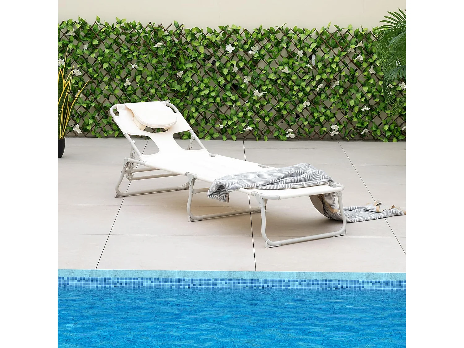 Zonneligstoel met openingen voor gezicht en armen, inklapbare ligstoel en voeteneinde, ligstoel tot 200 kg belastbaar, voor tuin, terras, strand ZB33847