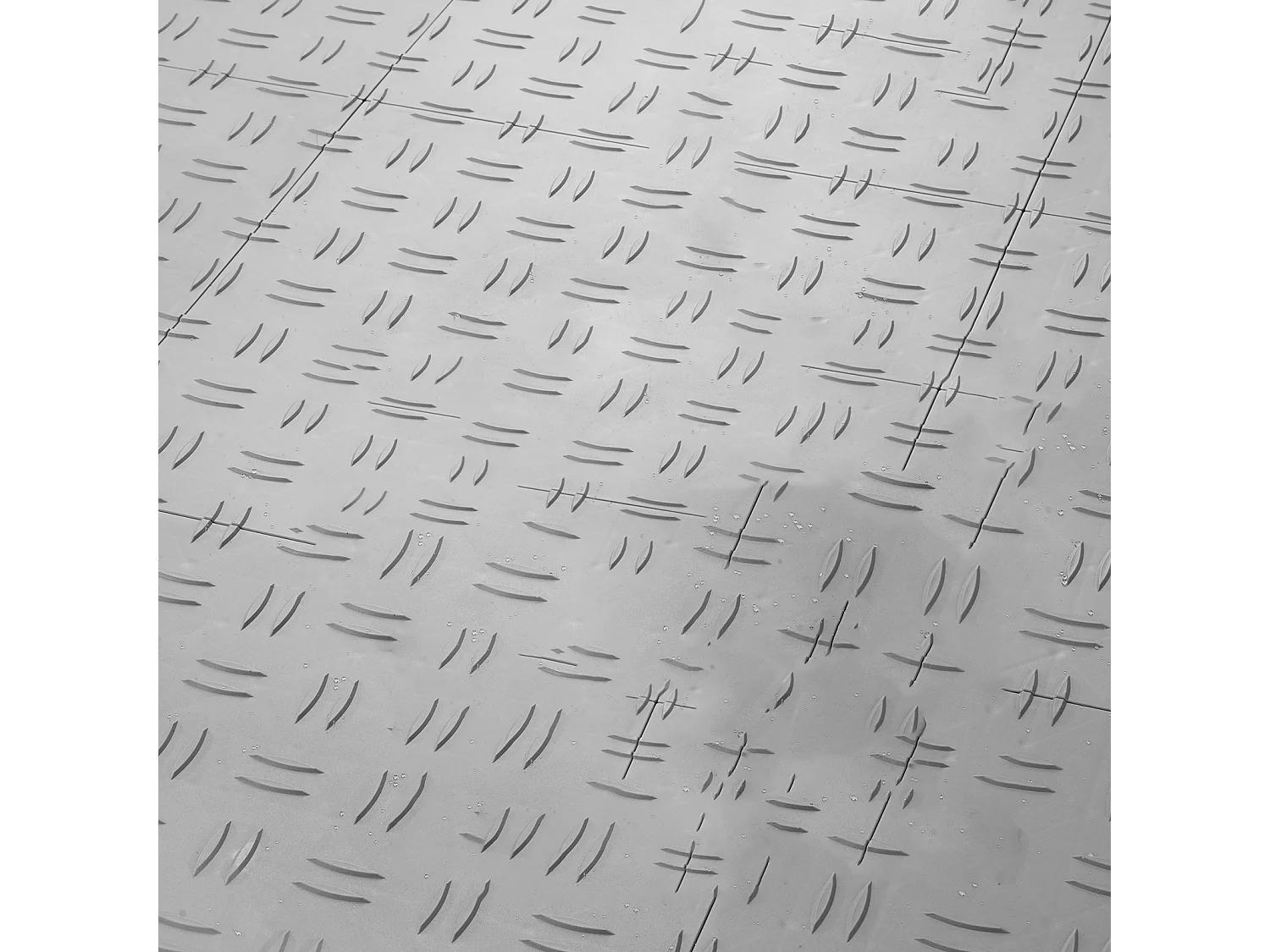 Dalles de Garage SucceBuy Lot de 50 Carreaux de Sol à Emboîter pour Garage 30.48 x 30.48 CM Noir