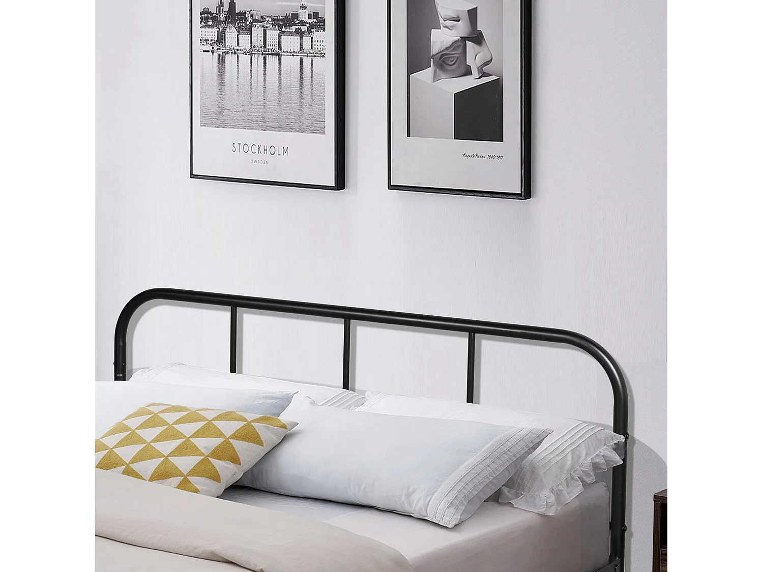 Structure de lit adulte 140x190 classique en métal design noir