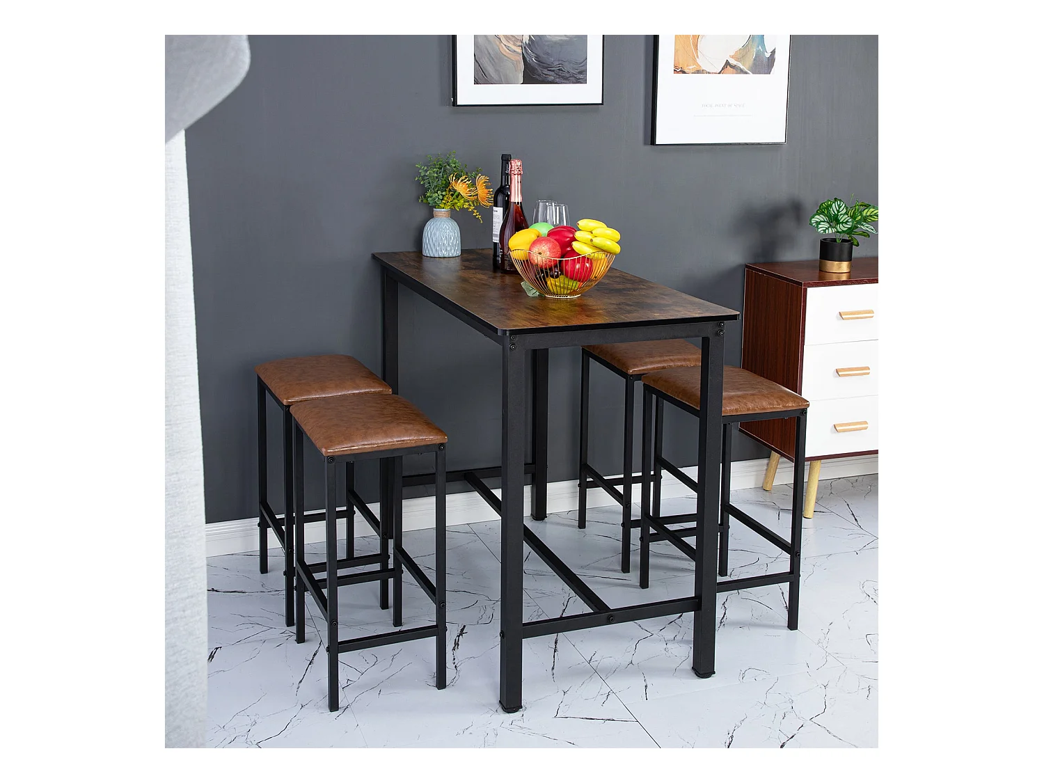 Ensemble de Table et Chaises - Table Naturelle et 4 Chaises en Cuir pour une Ambiance Contemporaine