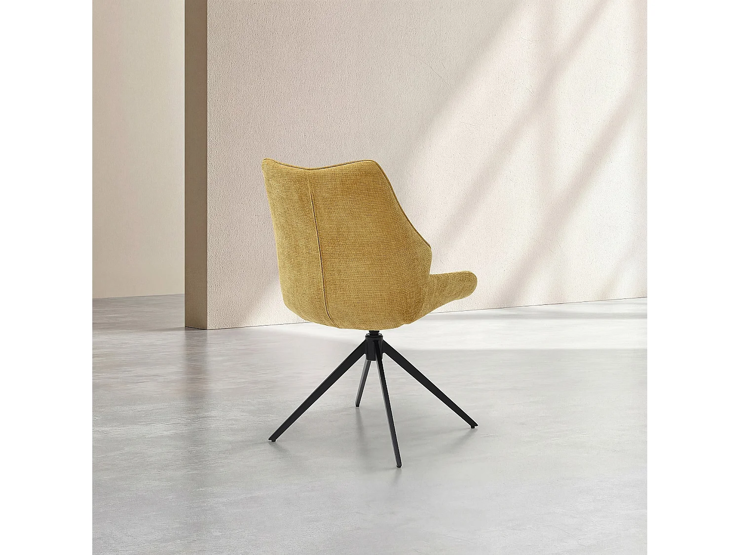 Lot de 2 chaises pivotantes en tissu chenille et métal noir - Miel