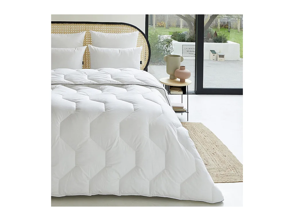 Habitat - Couette tempérée en synthétique - 300 g/m² - 240 x 220 cm - Souffle de lin